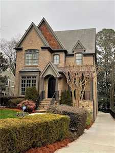 2907 Grandview Ave NE Atlanta, GA 30305