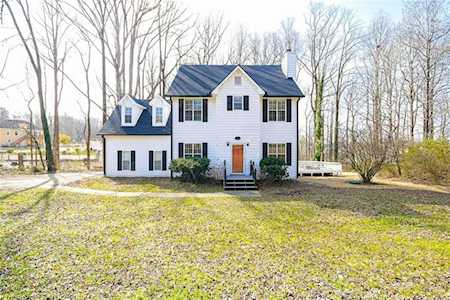 729 Kings Ct Bethlehem, GA 30620