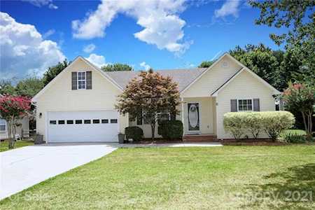 1156 Steele Meadows Dr Fort Mill, SC 29715