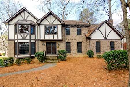5751 Berryton Ct Peachtree Corners, GA 30092