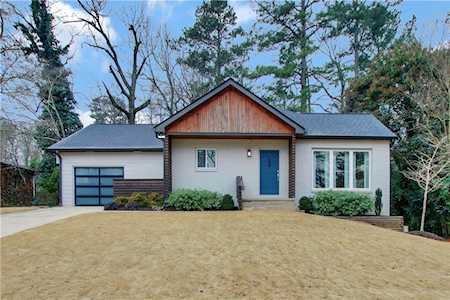 3826 Greenhill Dr Chamblee, GA 30341