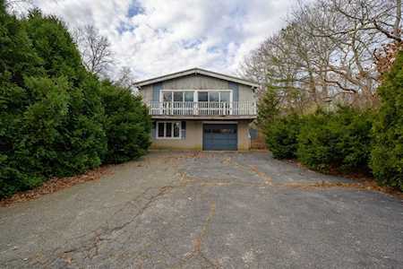 10 Menotomy Rd Plymouth, MA 02360