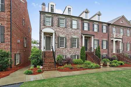 510 Rose Garden Ln Alpharetta, GA 30009