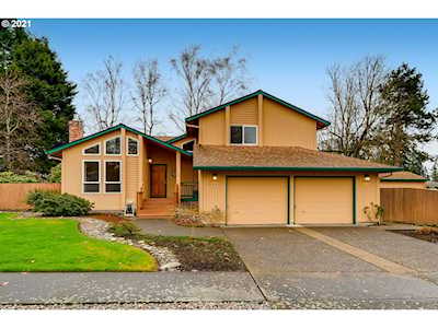 2411 SE 152nd Ave Vancouver, WA 98683