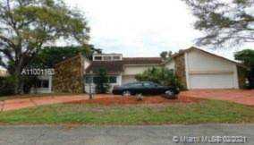 8881 N Lake Dasha Dr Plantation, FL 33324