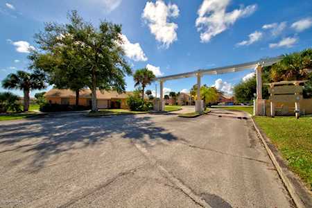 2097 Hidden Grove Lane #212 Merritt Island, FL 32953
