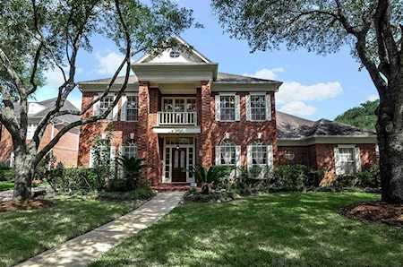 3107 Stoney Mist Dr Sugar Land, TX 77479