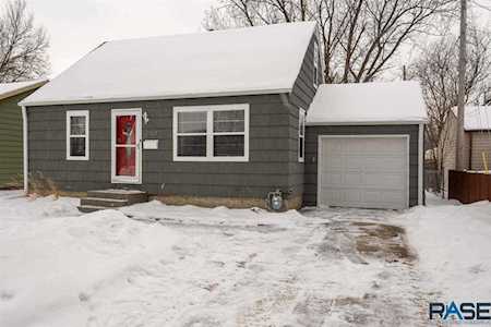 2907 S Duluth Ave Sioux Falls, SD 57105