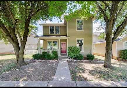 348 Sampson Kyle, TX 78640