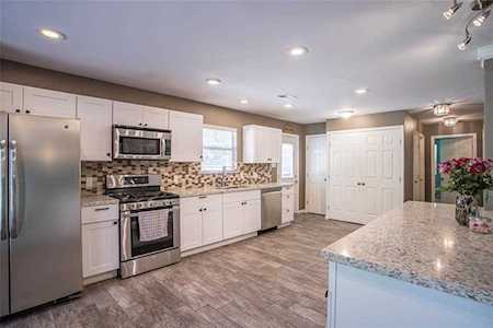 1116 Shady Oak Ln Dickinson, TX 77539