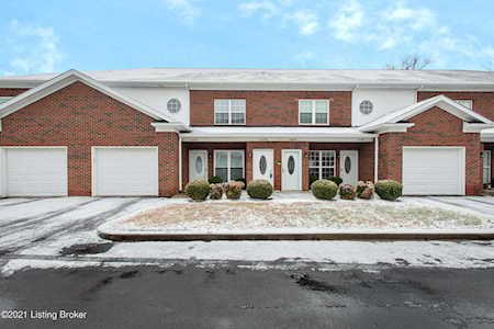 10336 Dorsey Village Dr Louisville, KY 40223