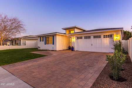 3745 E Turney Avenue Phoenix, AZ 85018