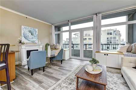 2717 Western Ave #9002 Seattle, WA 98121