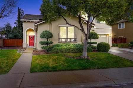 2535 Hawk Crest Drive Lincoln, CA 95648