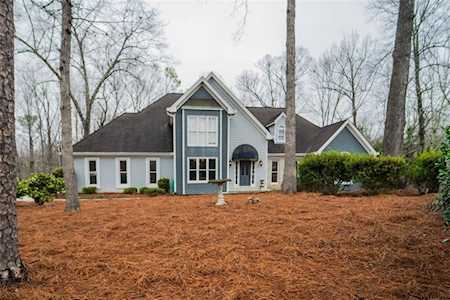 4695 Riversound Dr Snellville, GA 30039