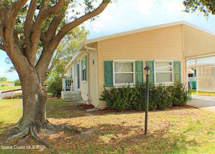 7509 Montauk Avenue Micco, FL 32976