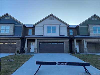 7102 Plum Creek Dr Sellersburg, IN 47172
