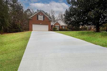 9635 Settlers Ln Gainesville, GA 30506