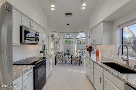 8950 E Maple Drive Scottsdale, AZ 85255