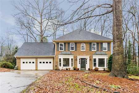 153 Thornwood Way NW Acworth, GA 30102