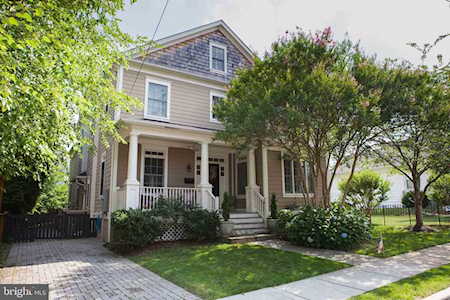 25 Masonic View Ave Alexandria, VA 22301