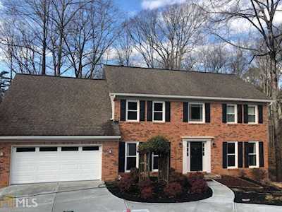 355 Ridge Court Roswell, GA 30076