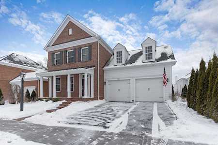 7831 Straits Lane New Albany, OH 43054
