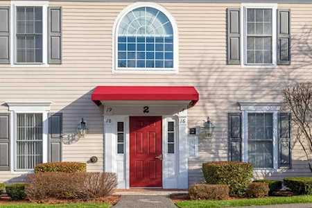 36 Cambridge Rd #17 Woburn, MA 01801