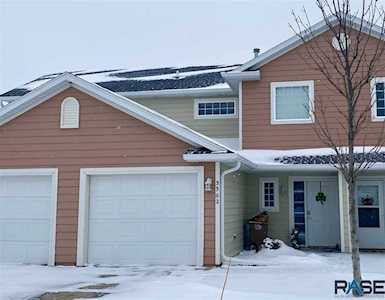 5302 W Boxwood Pl Sioux Falls, SD 57107