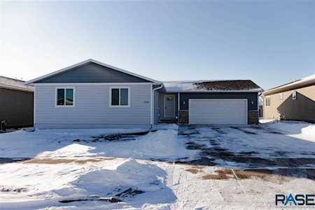2709 N Pampas Grass Ave Sioux Falls, SD 57107