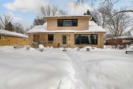 441 S Waterman Ave Arlington Heights, IL 60004