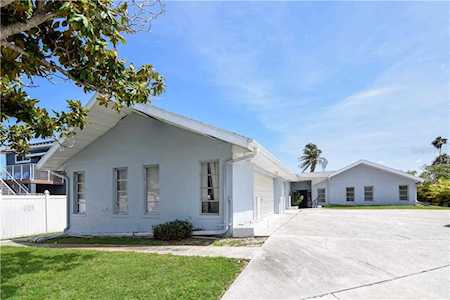 15859 Redington Dr Redington Beach, FL 33708