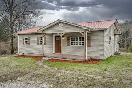 222 Pierce Ln Monterey, TN 38574