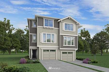 10086 Kings Landing Ave NW #64 Bremerton, WA 98311