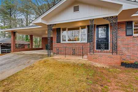 1246 Sunnyside Dr SW Mableton, GA 30126