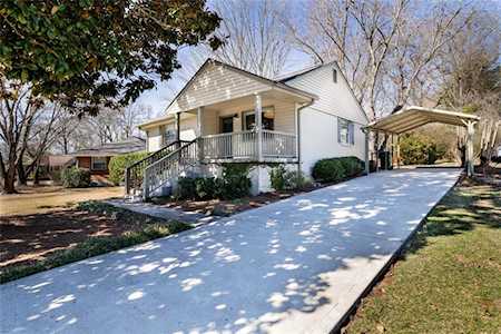 897 SE Powder Springs Street Smyrna, GA 30080