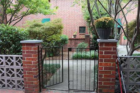 2284 Pernoshal Ct Dunwoody, GA 30338