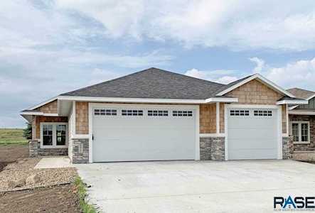 8617 W Bryggen Ct Sioux Falls, SD 57107