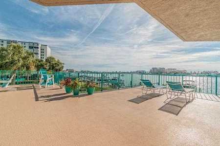 680 Island WAY #209 Clearwater, FL 33767