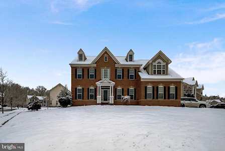 305 Fortress Ct Upper Marlboro, MD 20774