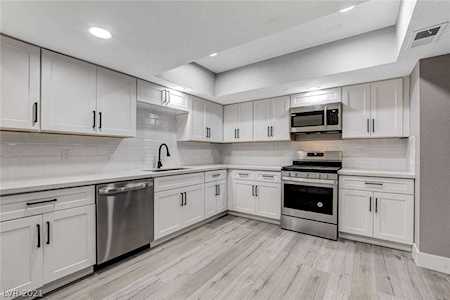3604 Braewood Dr Las Vegas, NV 89121