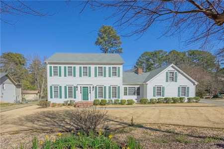 594 James St SW Lilburn, GA 30047
