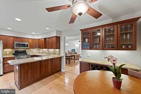 945 Breakwater Dr Annapolis, MD 21403