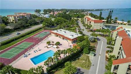 4960 Gulf of Mexico Dr #PH5 Longboat Key, FL 34228