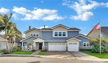 8588 Trinity River Circle Fountain Valley, CA 92708