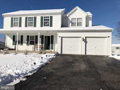 5480 Hunting Horn Dr Ellicott City, MD 21043