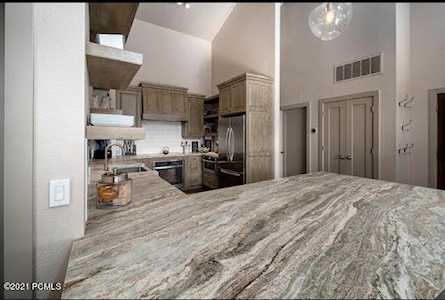 435 Saddle View Way Park City, UT 84060