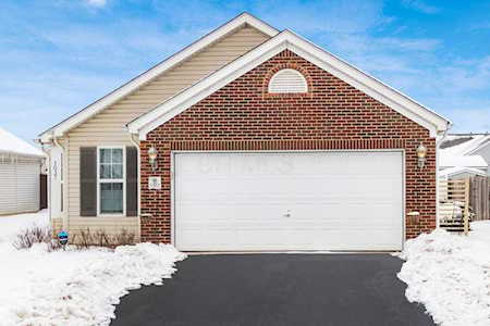 1037 Crossbrook Boulevard Galloway, OH 43119