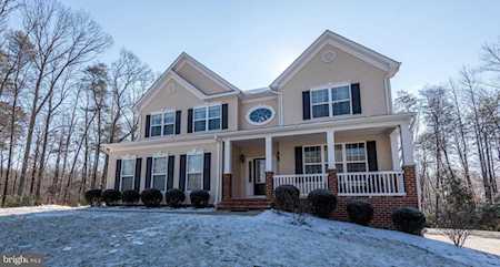 2813 Mossy Oak Ln Huntingtown, MD 20639