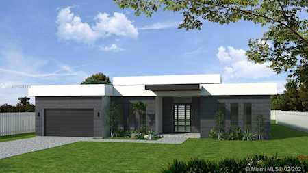 713 SE 7th St Fort Lauderdale, FL 33301